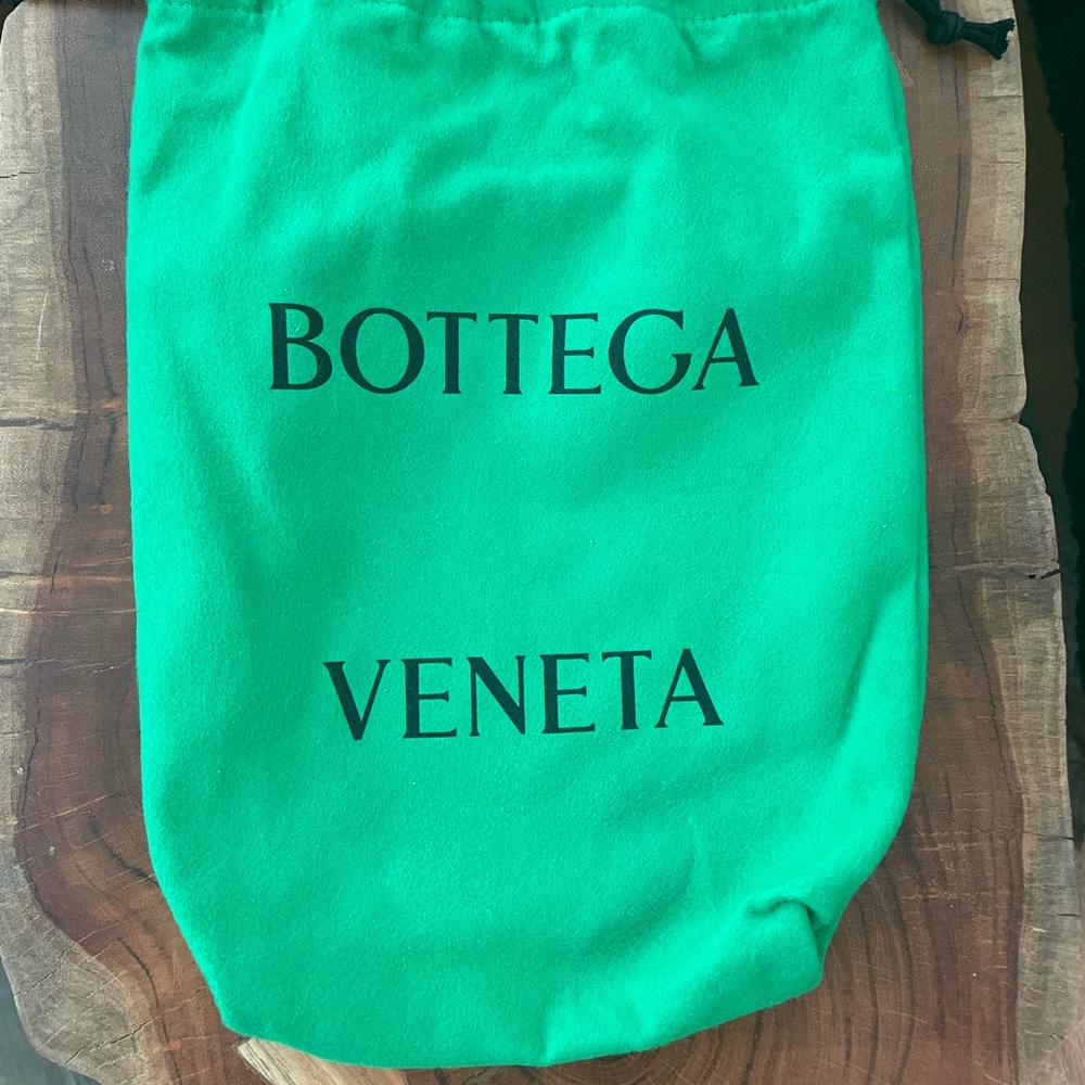 Bottega Veneta mini Jodie in parakeet green - Picture 4 of 4